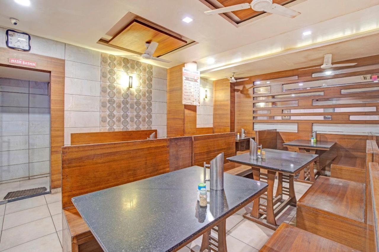 Hotel Navjivan Himatnagar Exterior photo